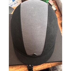 Charles Owen JR8 equestrian riding helmet size 61, 7 1/2 Clean
